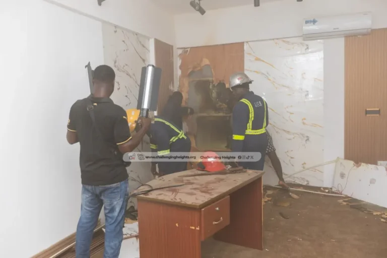 GNFS contains fire outbreak at Coral Paint headquarters in Adabraka