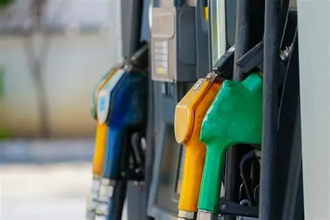 Fitch predicts Ghana may extend fuel relief measures amid rising oil prices